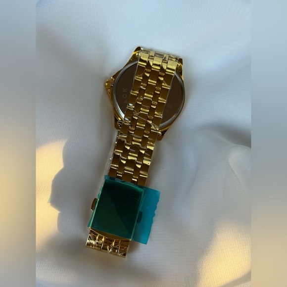 Women’s Gold Watch with Colorful Bear Design - Picture 3 of 3